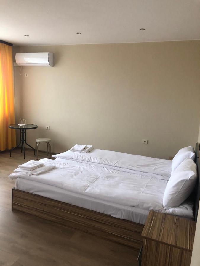 Стаи За Гости Праматарови Огняново Esterno foto